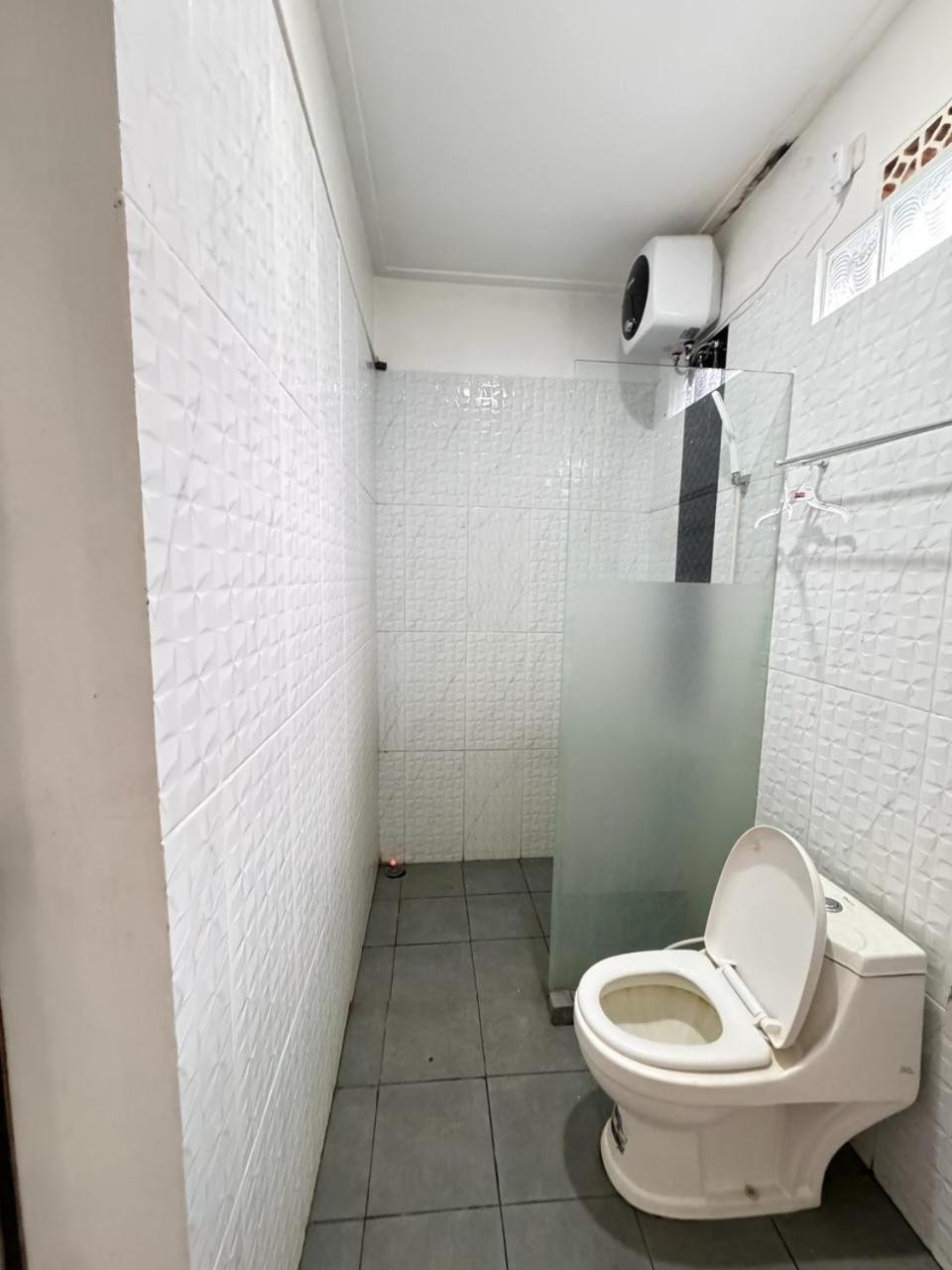 Fakhira Residence Hotel Cianjur Eksteriør bilde