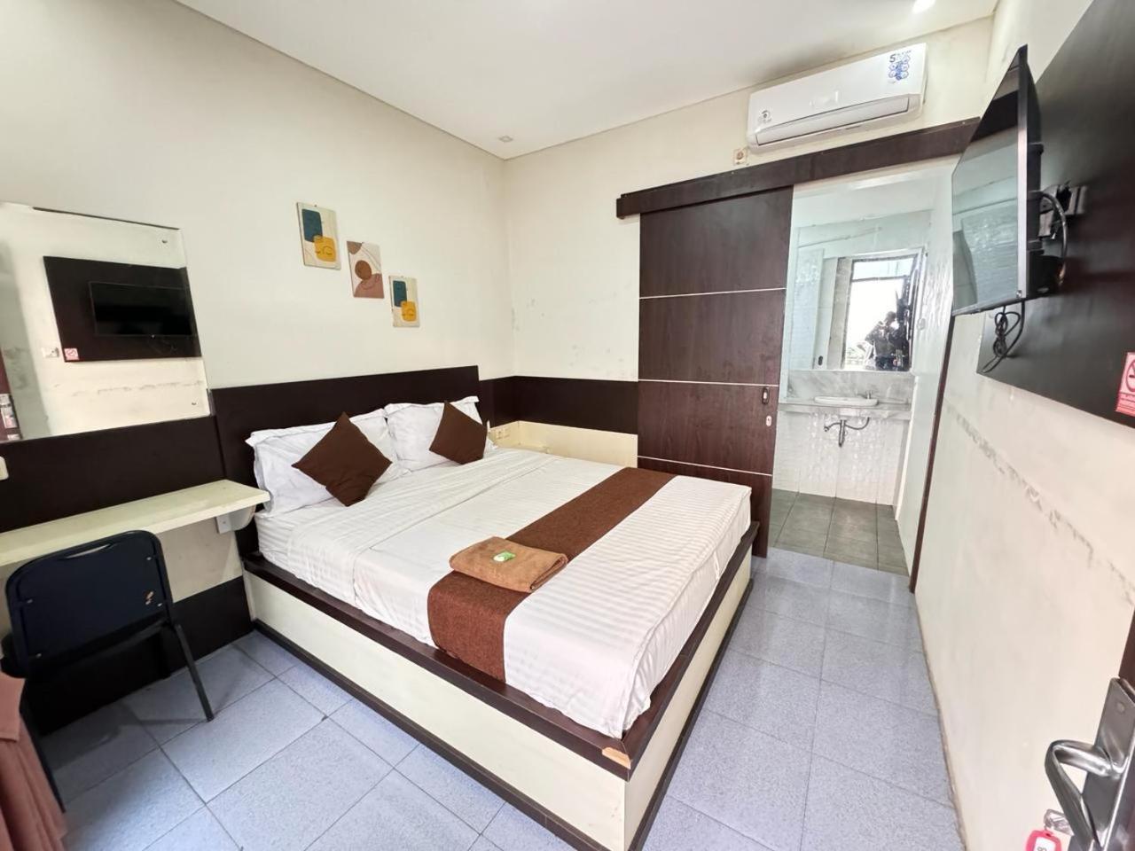 Fakhira Residence Hotel Cianjur Eksteriør bilde