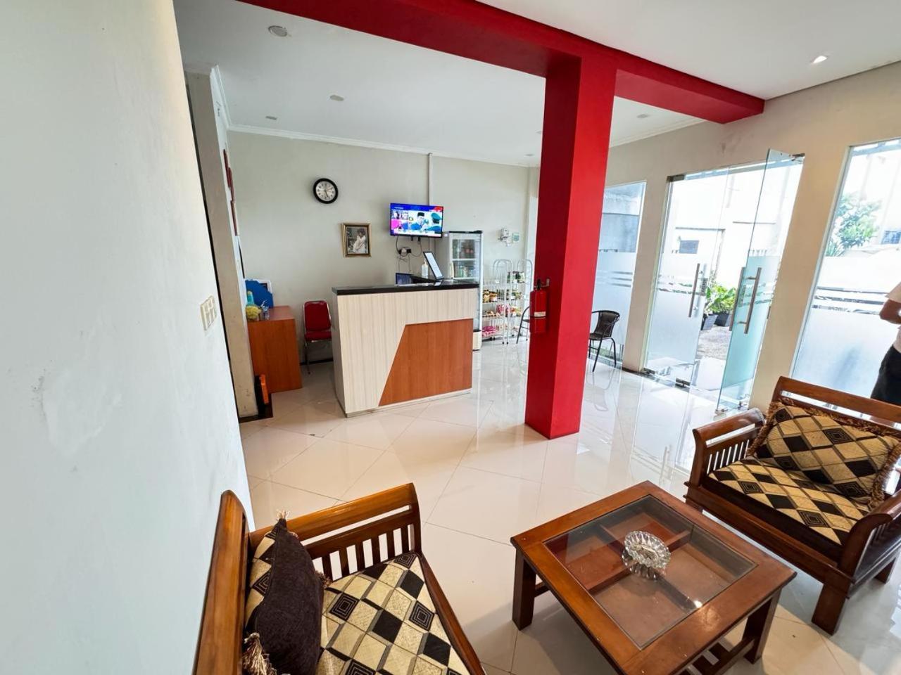 Fakhira Residence Hotel Cianjur Eksteriør bilde